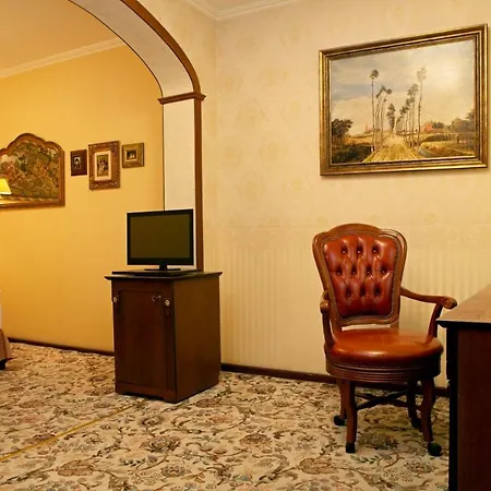 Dvaras - Manor House-2